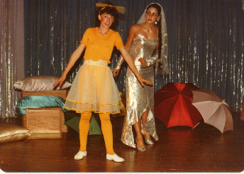 Ova de Peixe (Lídia Allebrandt) e Sereia (Liliane  de Souza)