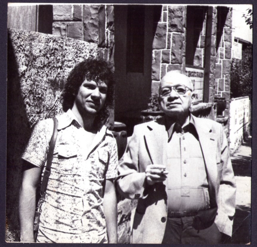 Heitor Schmidt e Mário Quintana. Em Gramado - RS - 1978 (Foto: Irineu Guarnier Filho)